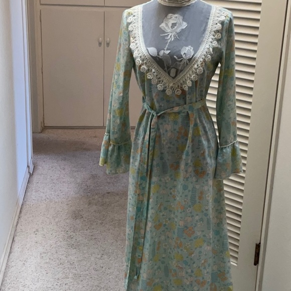 Vintage Prairie Dress - Picture 6 of 6